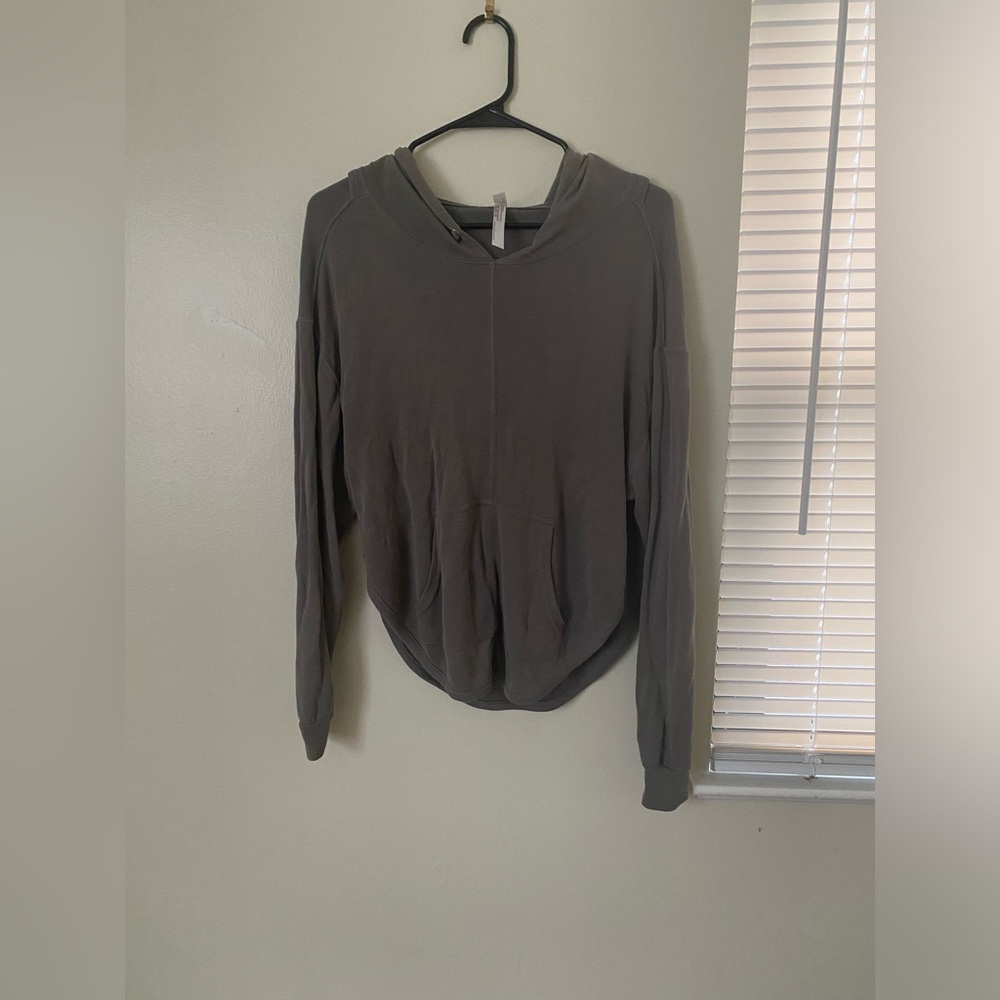 FREE PEOPLE - BACK INTO IT HOODIE